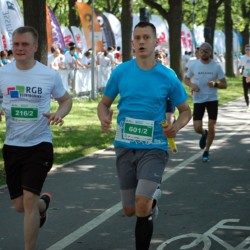 zdjęcie z wrocławskiego biegu firmowego dla fundacji everest 5